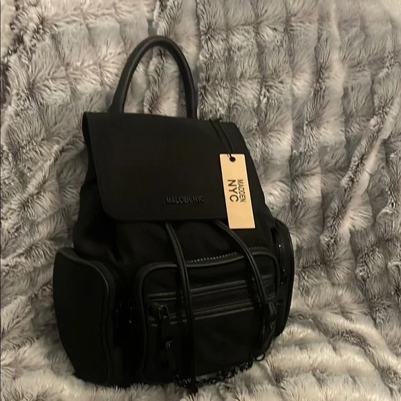 NWT STEVE MADDEN MULTI POCKET BACKPACK BAG NWT Steve Madden BRICHH Black Signature Logo Multi pockets  main image 4